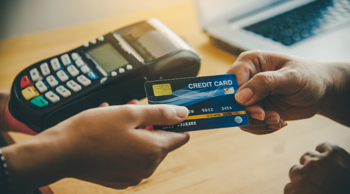 Como surgiram os Cartões de Crédito: Uma história das transações modernas
